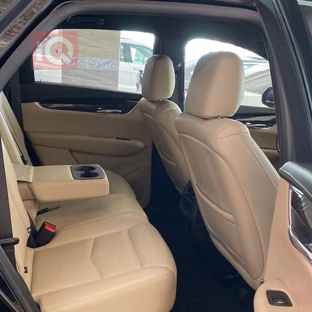 كاديلاك XT5